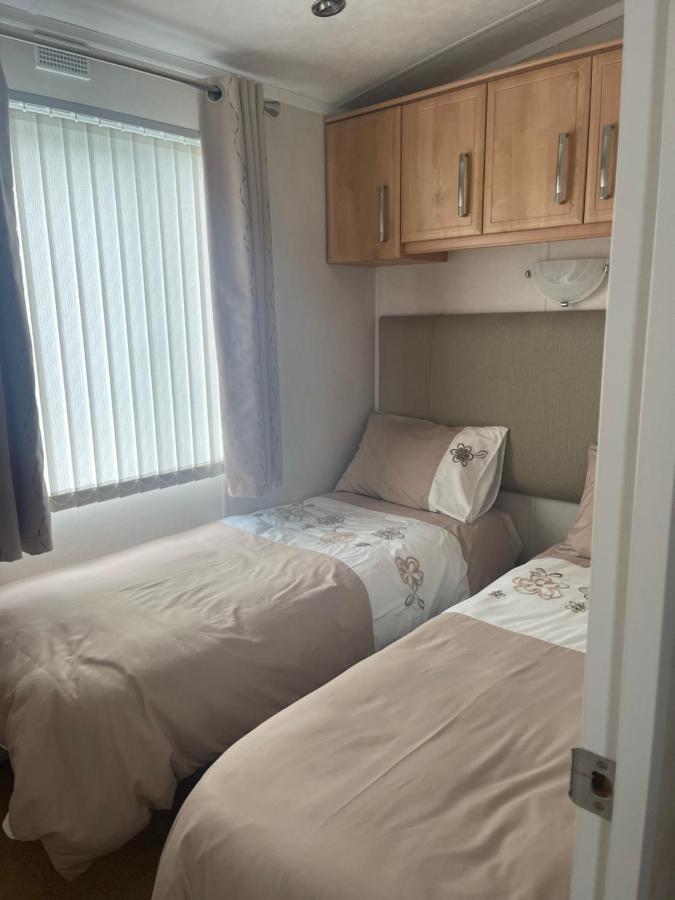 Immaculate 2-Bed Lodge In Monreith Newton Stewart Extérieur photo